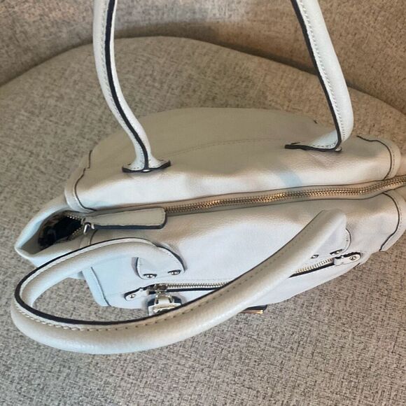 Guess white leather handbag - Picture 7 of 12